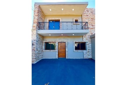 VENTA DUPLEX A ESTRENAR EN LUQUE PRIMER BARRIO 