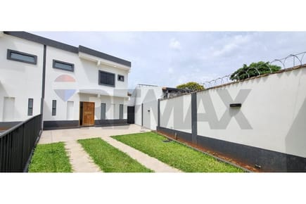 EN VENTA DUPLEX A ESTRENAR EN LAMBARÉ - BO PANAMBIRETA