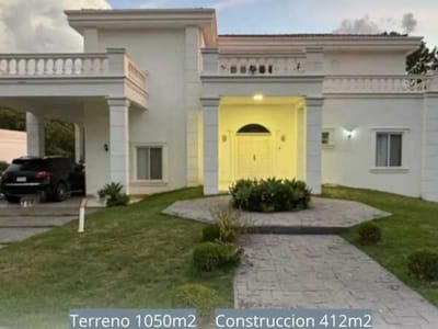VENDO HERMOSA CASA EN EL PARANA COUNTRY CLUB