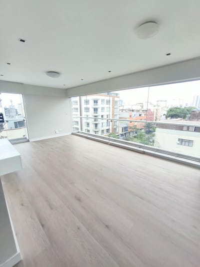 DEPA DE REESTRENO DE 3 DORM., 2 BALCONES, ESTC. Y DEPÓSITO – JESÚS MARÍA