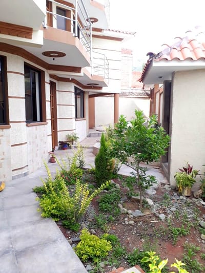 CASA 3 PLANTAS ESTRENAR