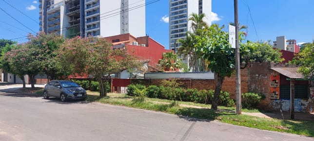 Vendo Propiedad En Esquina En Mburucuya