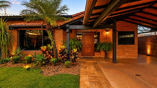 En Venta Casa, Con Piscina En Laurelty- Terreno 12x30