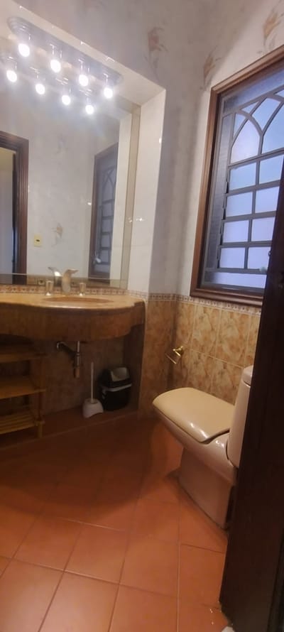 En Alquiler – Dúplex Amoblado Con Piscina En Ycua Satí