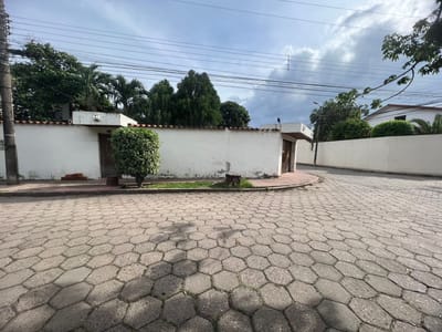 TERRENO EN VENTA EN ZONA  AV. BENI Y ALEMANA