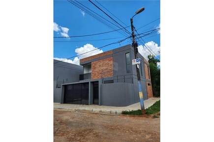 VENDO DUPLEX A ESTRENAR EN LUQUE LOMA MERLO LUTHERKING