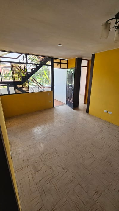 Alquiler Departamento de 4 dorm. ubicado cerca de  Av. San Felipe Comas 