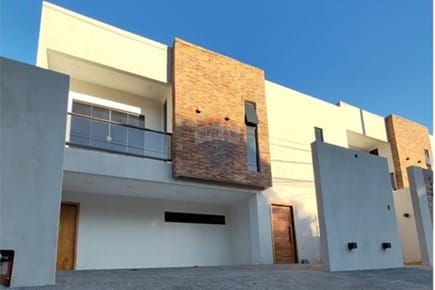 EN VENTA Moderno dúplex en San Isidro, Lambaré