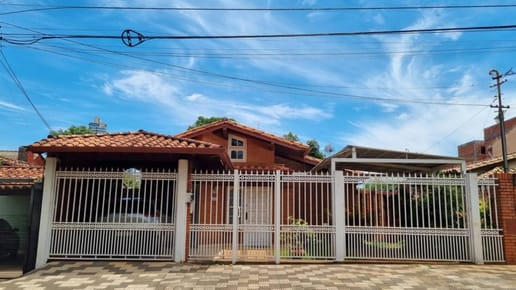 CASA EN VENTA BARRIO MBURUCUY ASUNCION