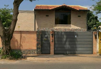 EN VENTA CASA EN MBURUCUYÁ