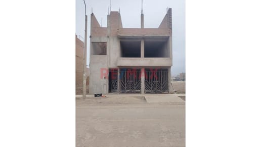 Venta De Casa En Carabayllo - 120 M2 - 3 Pisos
