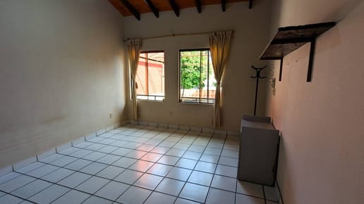 VENDO CASA EN FERNANDO DE LA MORA