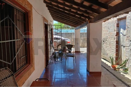 EN VENTA LINDA CASA EN MARIANO A SUPER PRECIO 