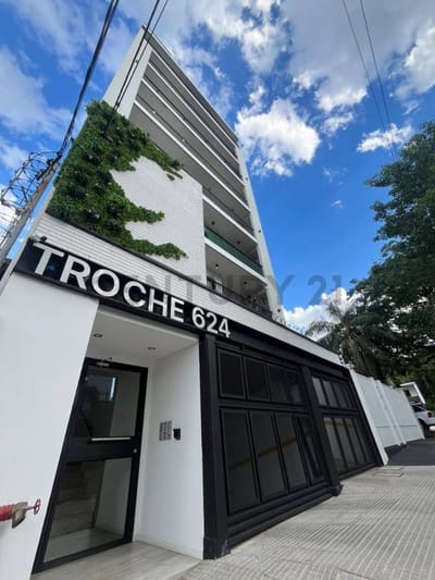En venta departamento de 2 dormitorios en Edificio Troche - Barrio Las Mercedes