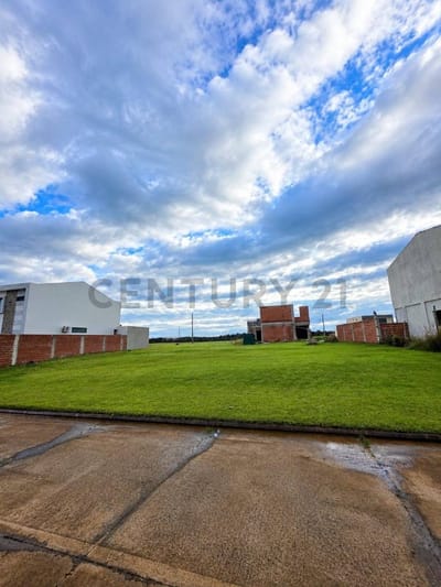 TERRENO EN VENTA - LOMAS DEL URUBO