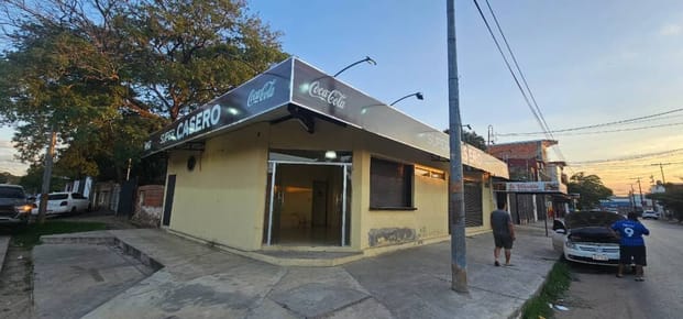 ALQUILO LOCAL B° STA MARIA - ASUNCION