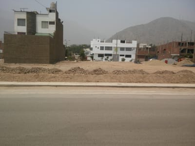 VENDO TERRENO 160  M2 COMERCIAL 
