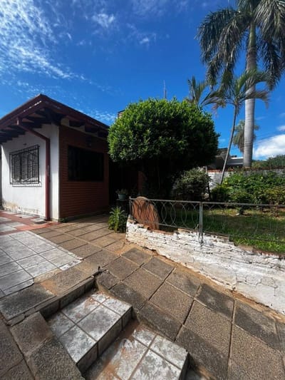 En Venta – Casa Tipo Chalet En Barrio Jara