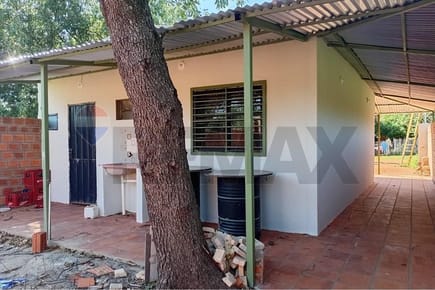 Casa - Alquiler - Luque, Central, Paraguay