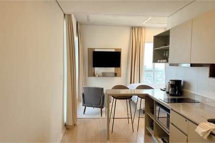 Departamento-Alquiler, Las Lomas (Carmelitas), Asunción