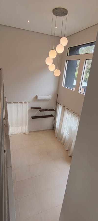 CASA EN ALQUILER EN CONTRY MONTESOL CONDOMINIO CERREDO