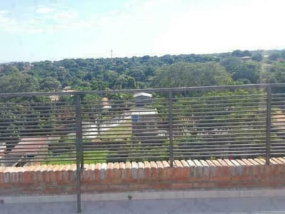 VENDO EDIFICIO DE DPTOS. EN LAMBARE, CON RENTA ACTIVA.