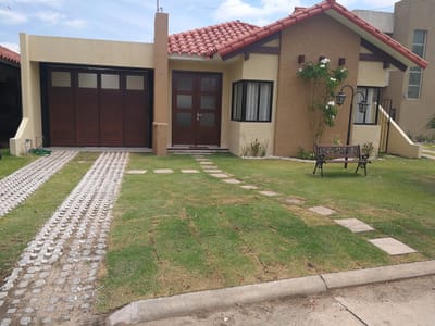 Km 8 y medio al norte Condominio Cerrado