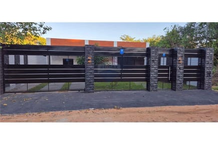 TERRENO CON CASA A REFACCIONAR