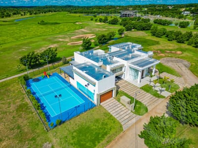 MANSION EN URUBO 
