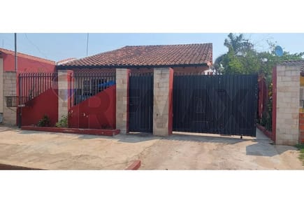 Casa en venta Luque 