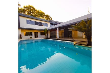 VENDO HERMOSA RESIDENCIA DE LUJO