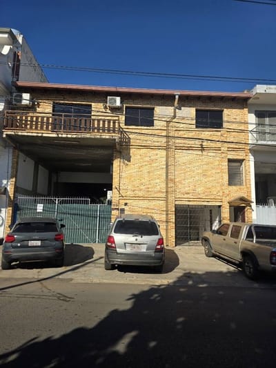 ALQUILO Departamento 2 dormitorios en Los Laureles, Asunción