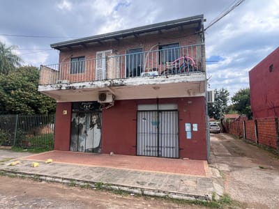 PROPIEDAD MULTIFUNCIONAL GENERANDO RENTA EN LOMA PYTA
