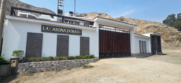 CASA EN VENTA 806 M2 CONDOMINIO TERRAZAS DEL VALLE - CIENEGUILLA