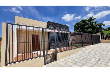Casa - Venta - Villa Elisa, Paraguay