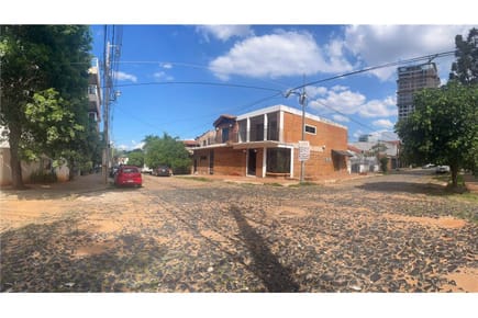 Casa-Venta-Capitan Miguel Angel Alfaro esquina Futsal 88, Mburucuyá, Asunción
