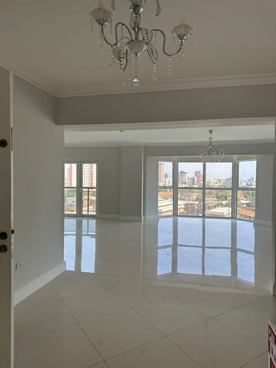 Departamento de alto nivel en venta – Edificio Karimi
