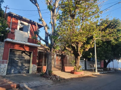 CASA VENTA Bo. KENNEDY, LAMBARE