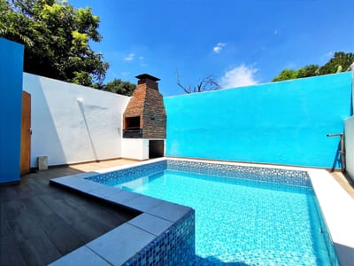 Vendo duplex a estrenar en Fernando de la Mora con pisicina