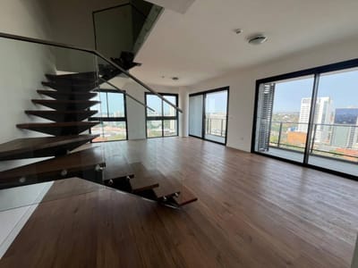 ALQUILO DPTO A ESTRENAR DE 3 DORMITORIOS DUPLEX EN MORE DEL SOL