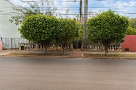 VENDO TERRENO A METROS DEL SHOPPING DEL SOL Y PASEO 
