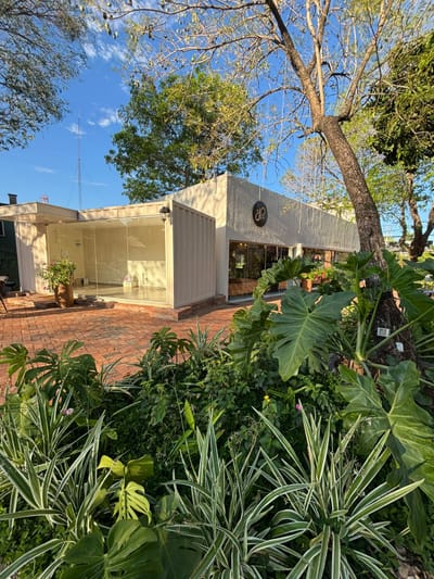 ALQUILO LOCAL COMERCIAL EN YKUA SATI PARA SPA DE UÑAS
