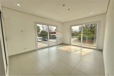 VENDO DEPARTAMENTO ESQUINERO EN HERRERA SOBRE DEL MAESTRO