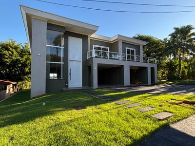EN VENTA- CASA EN PARA COUNTRY CLUB
