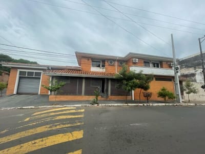 VENTA CASA EN ESQUINA BARRIO OBRERO-ASUNCION!!