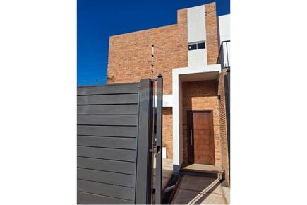 OFERTA DUPLEX EN LUQUE LAURELTY