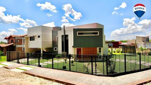 VENDO CASA QUINTA EN YTORORO COUNTRY CLUB 