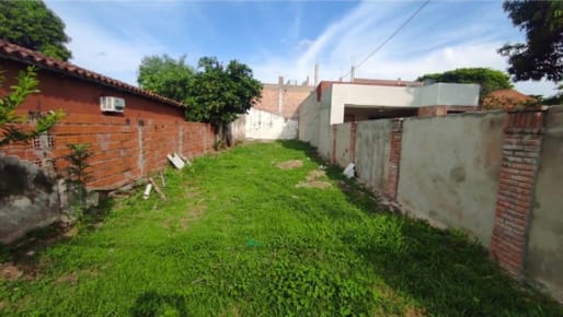 En venta terreno en Isla Bogado
