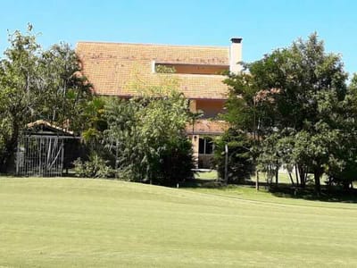CASA EN VENTA YACHT Y GOLF CLUB 4 DORMITORIOS