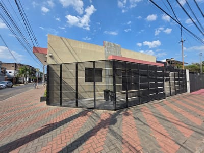 ALQUILO OFICINA PREMIUM EQUIPADA EN SAJONIA 